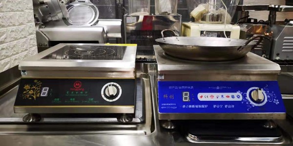 凹面電磁爐與平面電磁爐哪個好？-12年廚具行業(yè)經(jīng)驗（宇杰廚具）